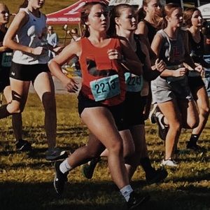 Meet your Posher, Mia